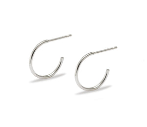 Fine Hoop Earrings - Medium